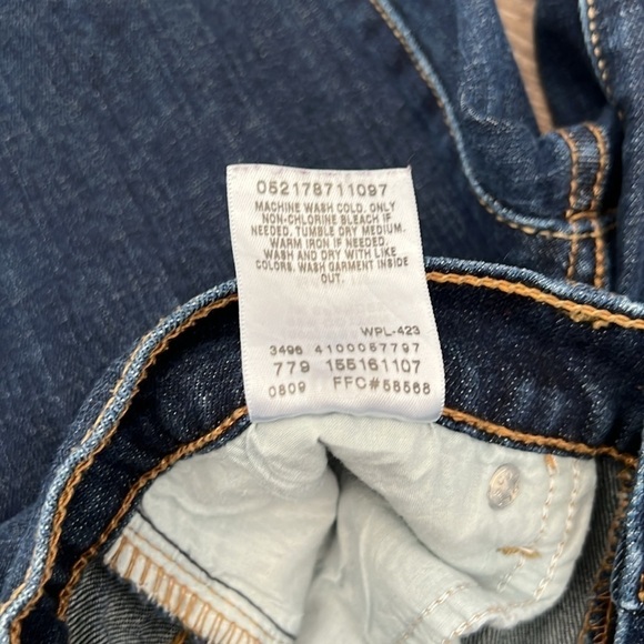 Levi's Womens Boot Cut 515 Jeans WPL-423 Dark Wash Mid Rise Size 8 Long - Picture 6 of 7